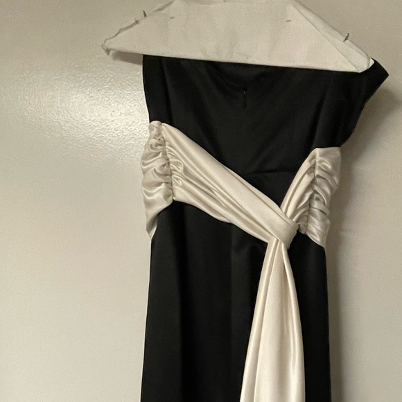 Black and White Bridesmaid Dress - Picture 2 of 2
